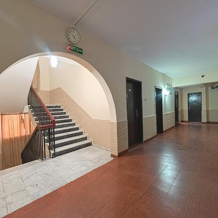 Oyo 120 Seeb Guest House Mascate Exterior foto